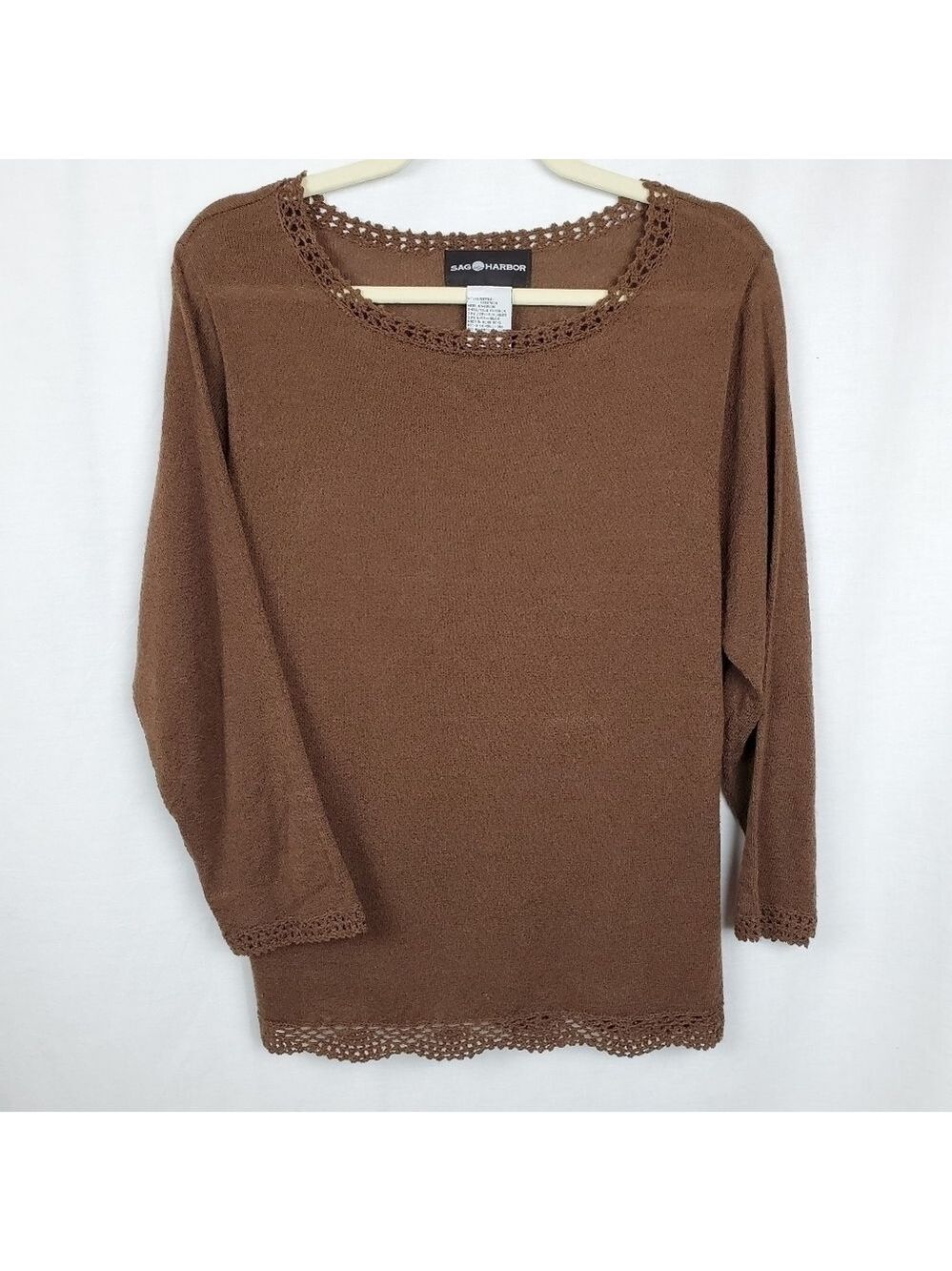 Sag Harbor sz M crocheted hem lightweight sweater